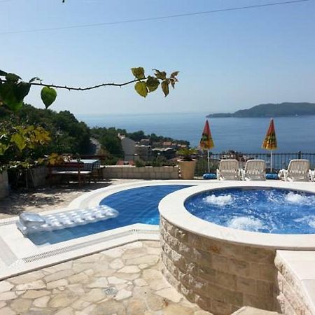 Villa Royal Dream Sveti Stefan Exterior photo